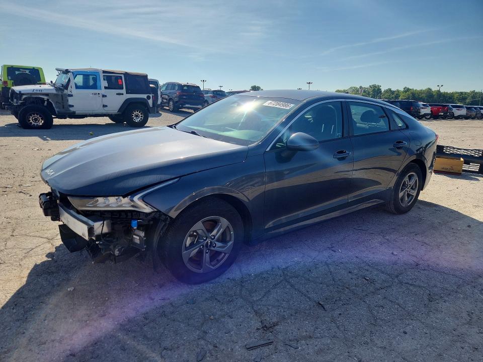 KIA K5 2022 with VIN 5XXG14J28NG106057 - Photo from auction