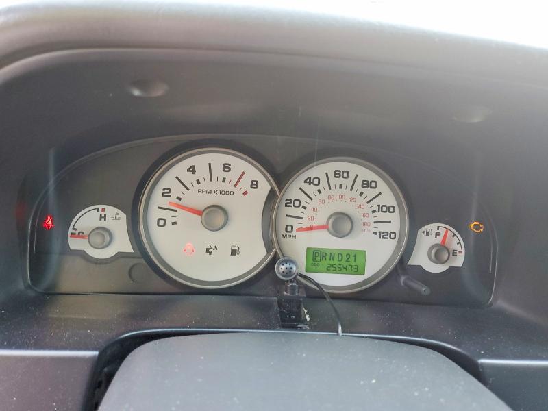 Photo 9 from auction – 2006 FORD ESCAPE with VIN 1FMYU03176KA03109