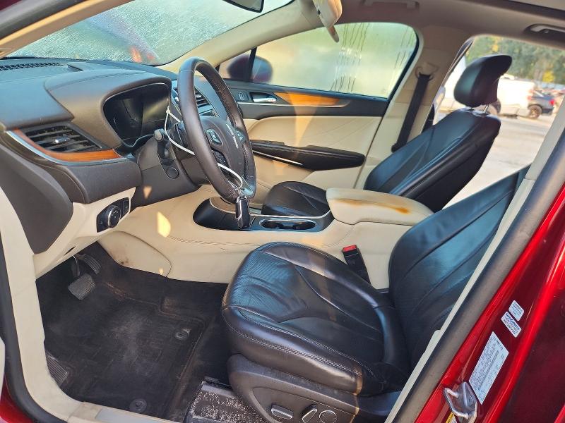 Photo 7 from auction – 2016 LINCOLN MKC with VIN 5LMCJ3C90GUJ05526