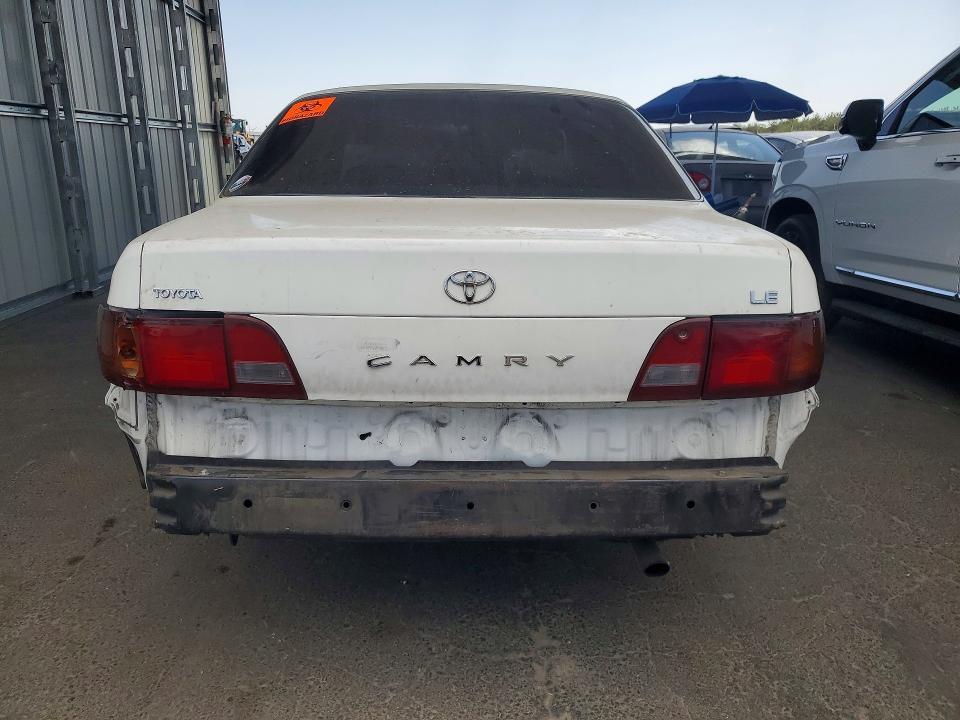 Photo 6 from auction – 1995 TOYOTA CAMRY with VIN 4T1SK12E8SU478725