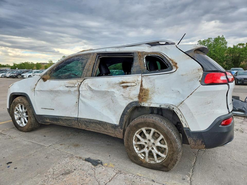 Photo 2 from auction – 2015 JEEP CHEROKEE with VIN 1C4PJMCS9FW562257