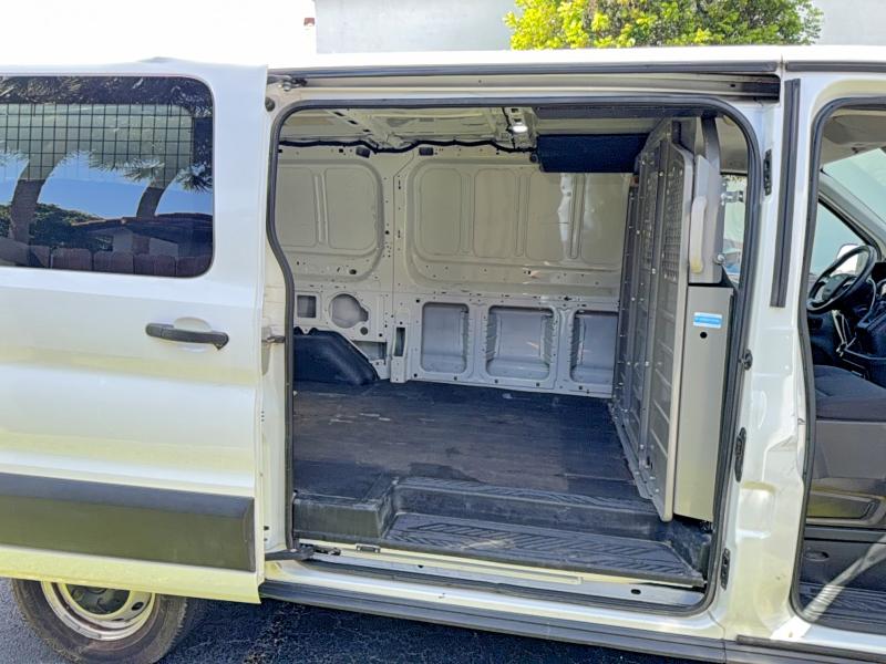 Photo 6 from auction – 2019 FORD TRANSIT with VIN 1FTYE1YMXKKA80190