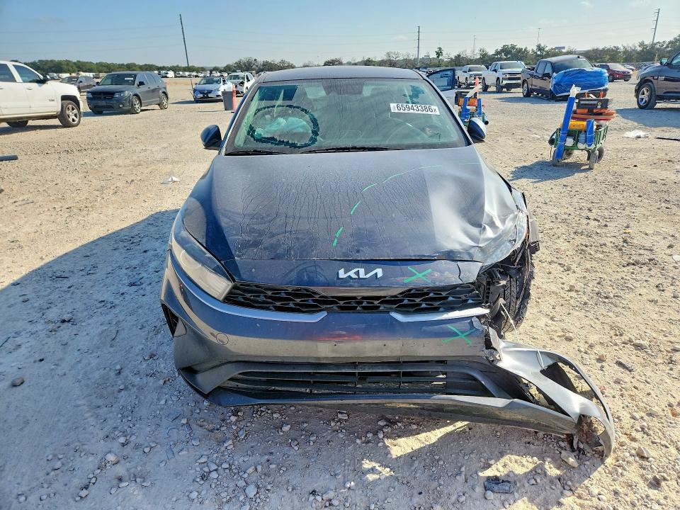 Photo 5 from auction – 2022 KIA FORTE with VIN 3KPF24AD1NE463826
