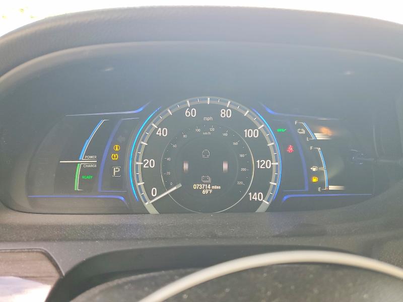 Photo 9 from auction – 2017 HONDA ACCORD with VIN JHMCR6F56HC024126