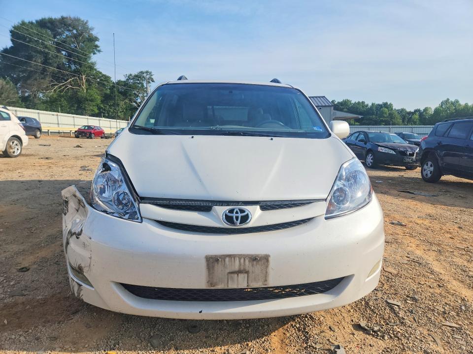 Photo 5 from auction – 2008 TOYOTA SIENNA with VIN 5TDZK22CX8S217178