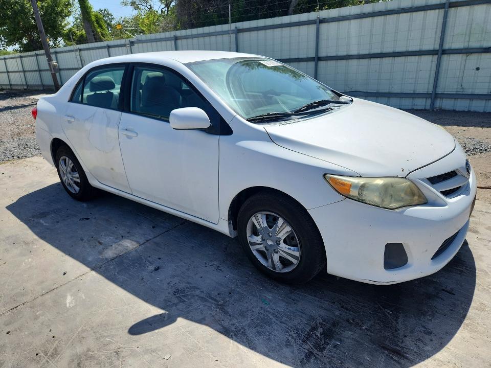 Photo 4 from auction – 2011 TOYOTA COROLLA with VIN 2T1BU4EEXBC588877