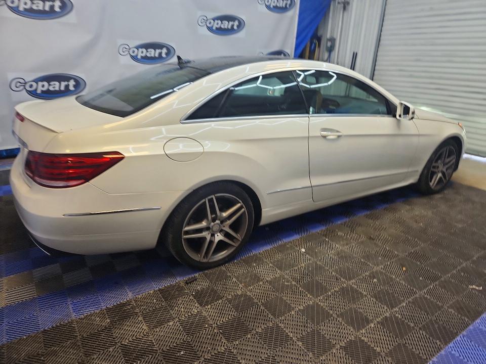 Photo 3 from auction – 2014 MERCEDES-BENZ E with VIN WDDKJ5KB6EF282303