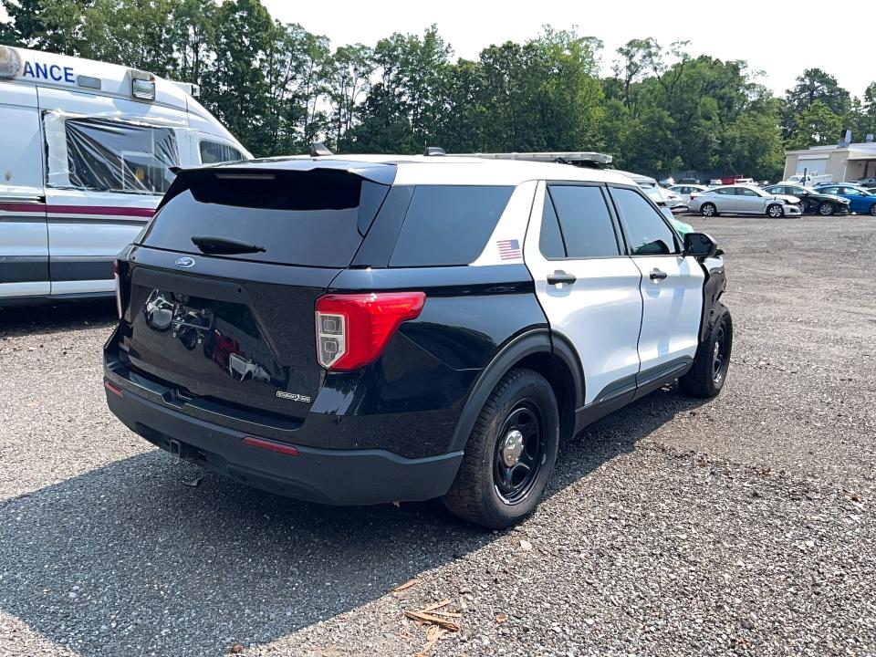 Photo 4 from auction – 2022 FORD EXLPLORER with VIN 1FM5K8AC8NGB45773