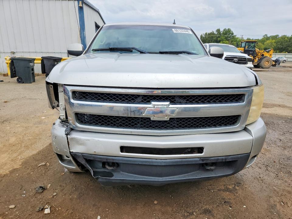Photo 5 from auction – 2011 CHEVROLET SILVERADO with VIN 3GCPKTE38BG277877