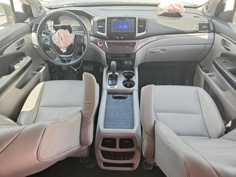 Photo 8 from auction – 2016 HONDA PILOT with VIN 5FNYF5H51GB033292