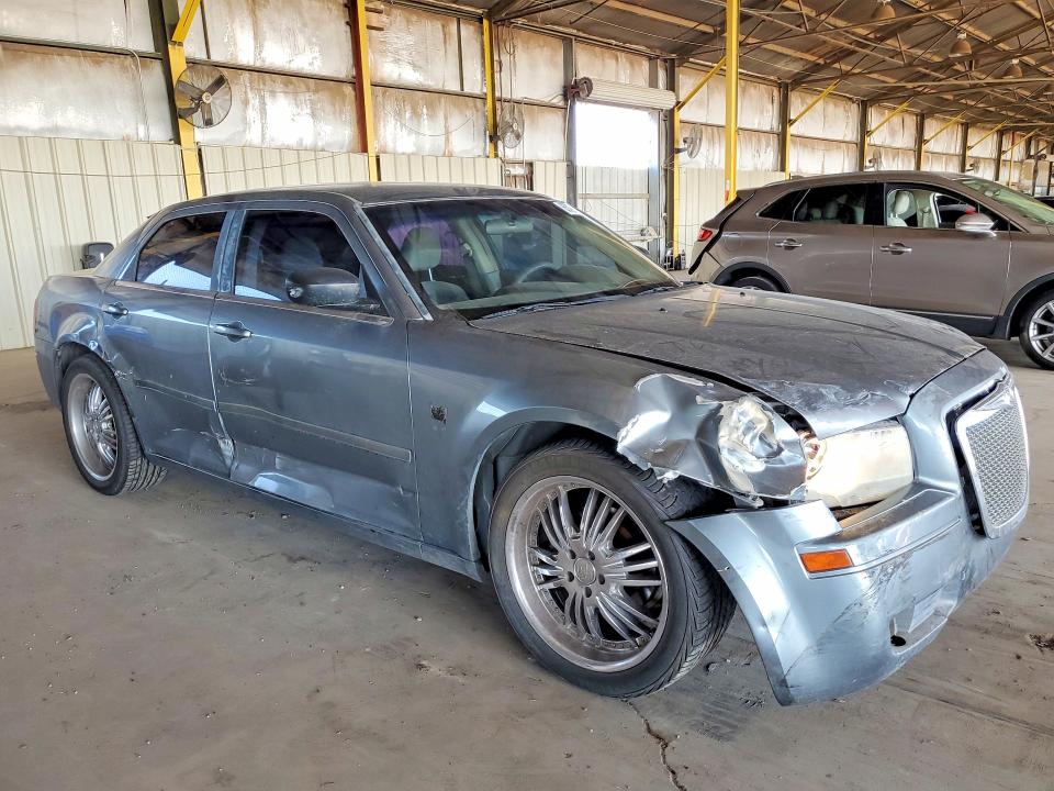 Photo 4 from auction – 2006 CHRYSLER 300 with VIN 2C3KA43R46H506835