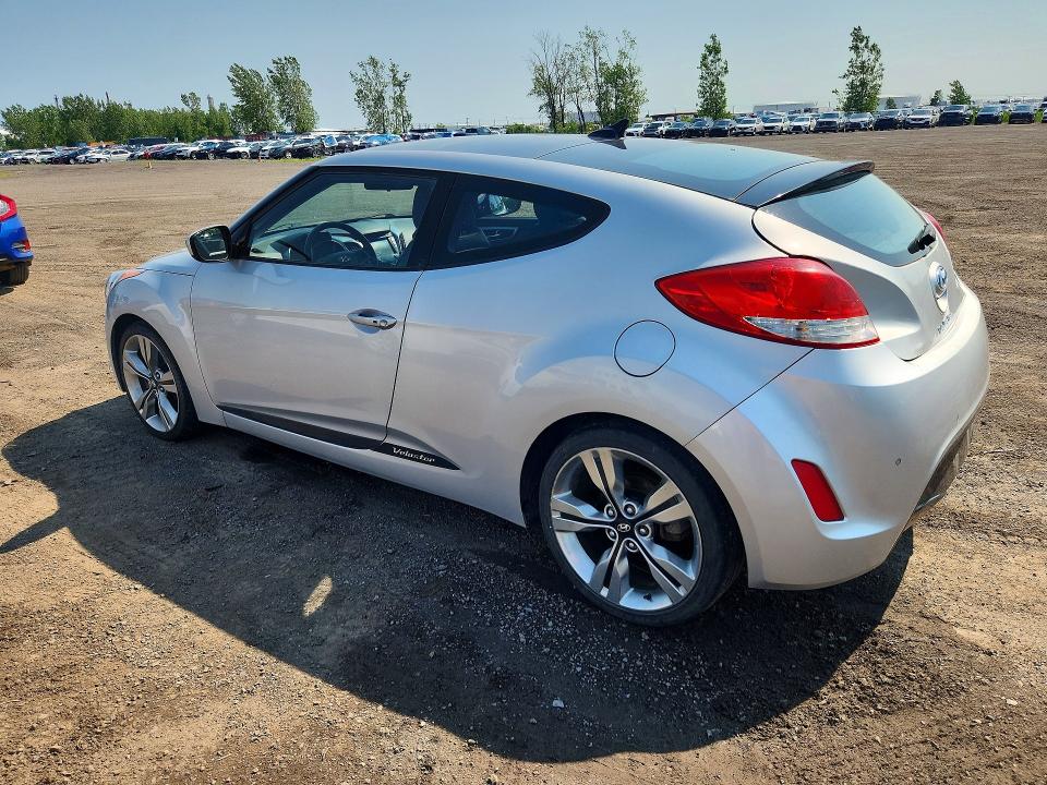 Photo 2 from auction – 2013 HYUNDAI VELOSTER with VIN KMHTC6AD4DU150051