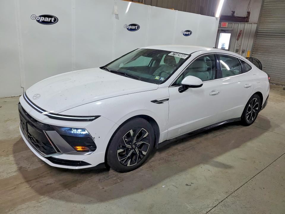 HYUNDAI SONATA 2024 with VIN KMHL64JA2RA408710 - Photo from auction