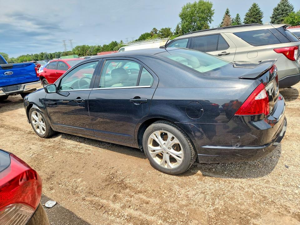 Photo 2 from auction – 2012 FORD FUSION with VIN 3FAHP0HA3CR267011