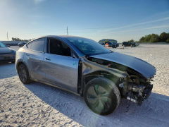 Photo 4 from auction – 2026 TESLA MODEL Y with VIN 7SAYGDED8TA458053