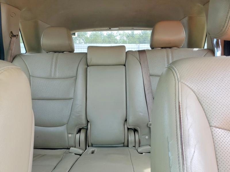 Photo 10 from auction – 2011 KIA SORENTO with VIN 5XYKU3A14BG029875