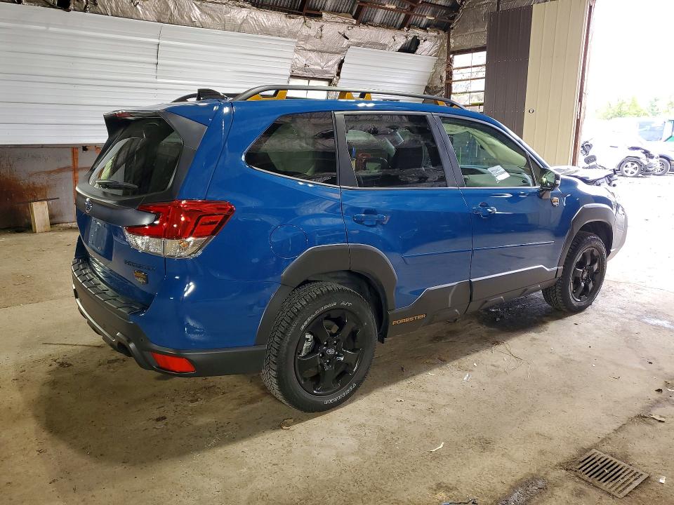 Photo 3 from auction – 2025 SUBARU FORESTER with VIN JF2SKAJC4SH407388