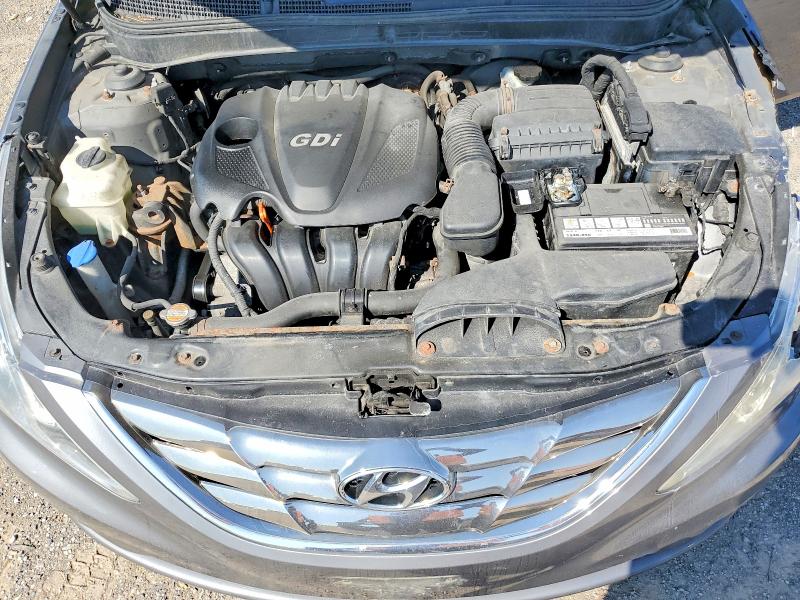 Photo 11 from auction – 2011 HYUNDAI SONATA with VIN 5NPEB4AC4BH208209