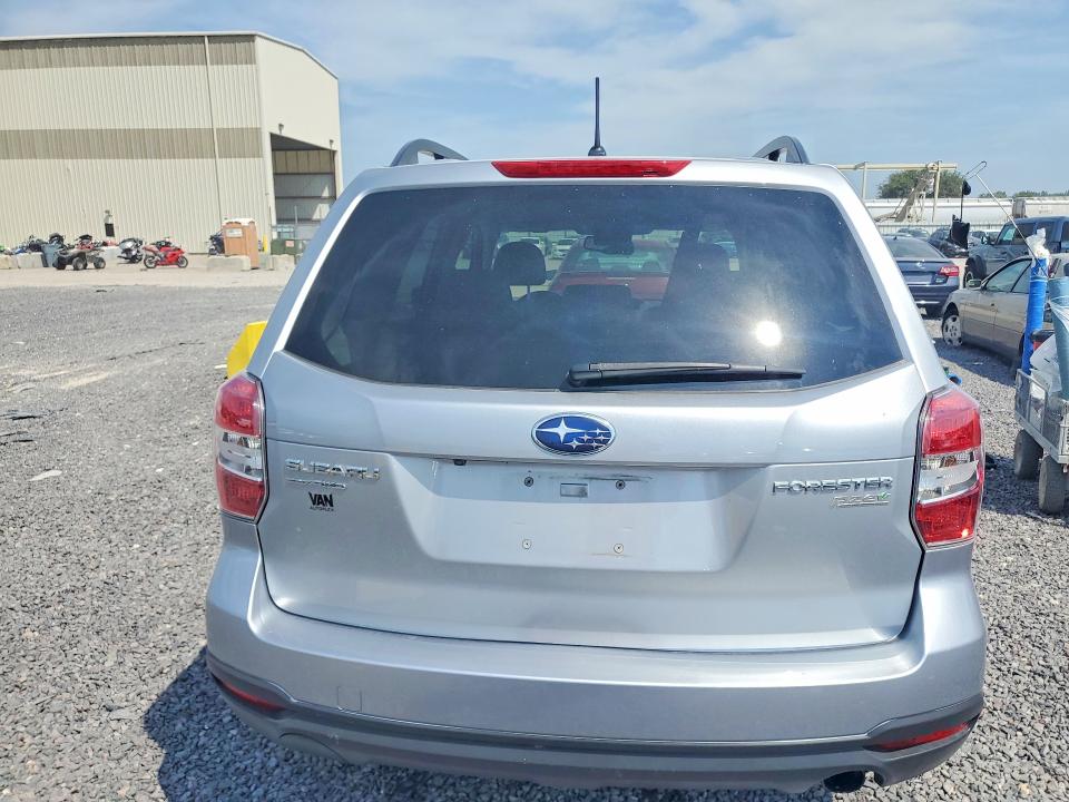 Photo 6 from auction – 2015 SUBARU FORESTER with VIN JF2SJADC8FH552308