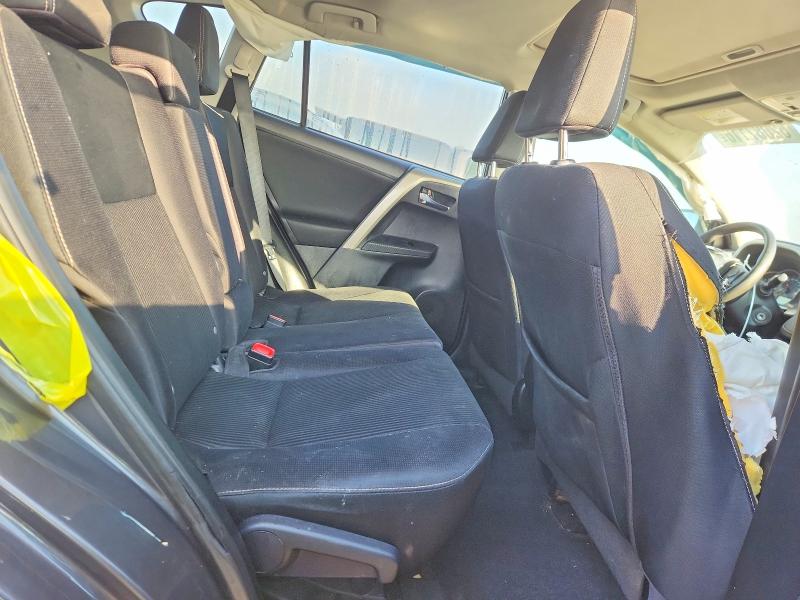 Photo 11 from auction – 2015 TOYOTA RAV4 with VIN 2T3RFREVXFW359309