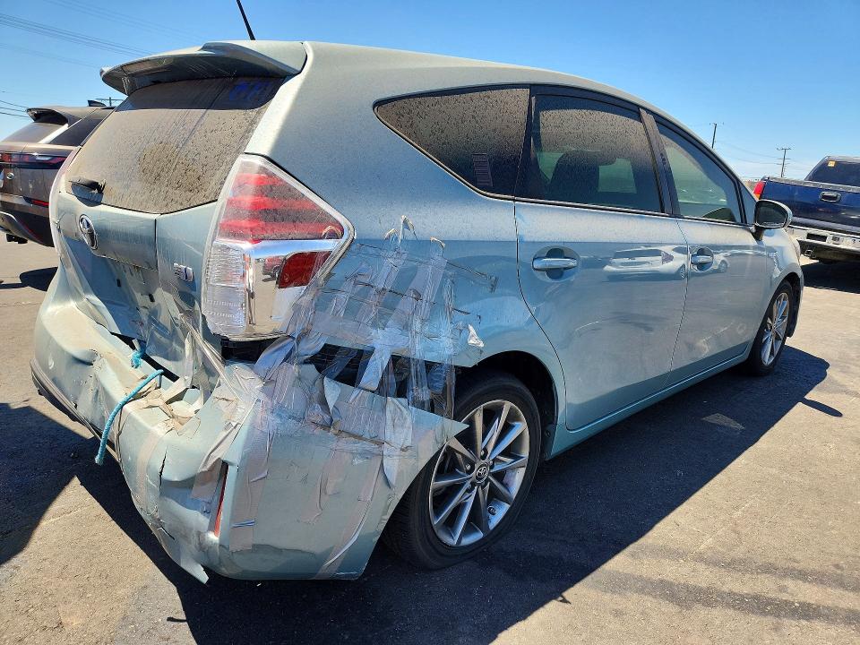 Photo 3 from auction – 2015 TOYOTA PRIUS V with VIN JTDZN3EU3FJ021904