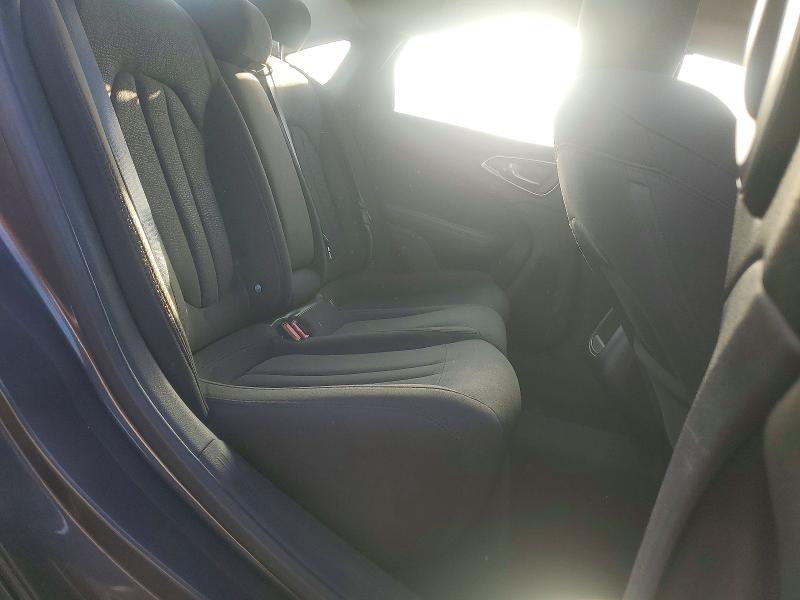 Photo 10 from auction – 2015 CHRYSLER 200 with VIN 1C3CCCABXFN747417