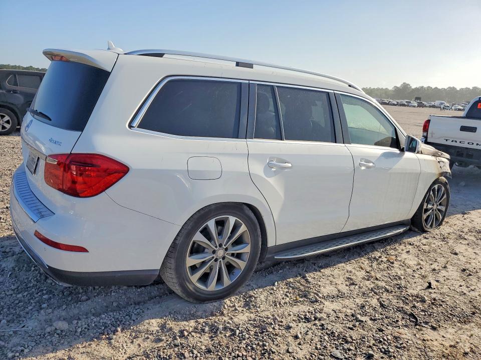 Photo 3 from auction – 2014 MERCEDES-BENZ GL with VIN 4JGDF7CE4EA318569