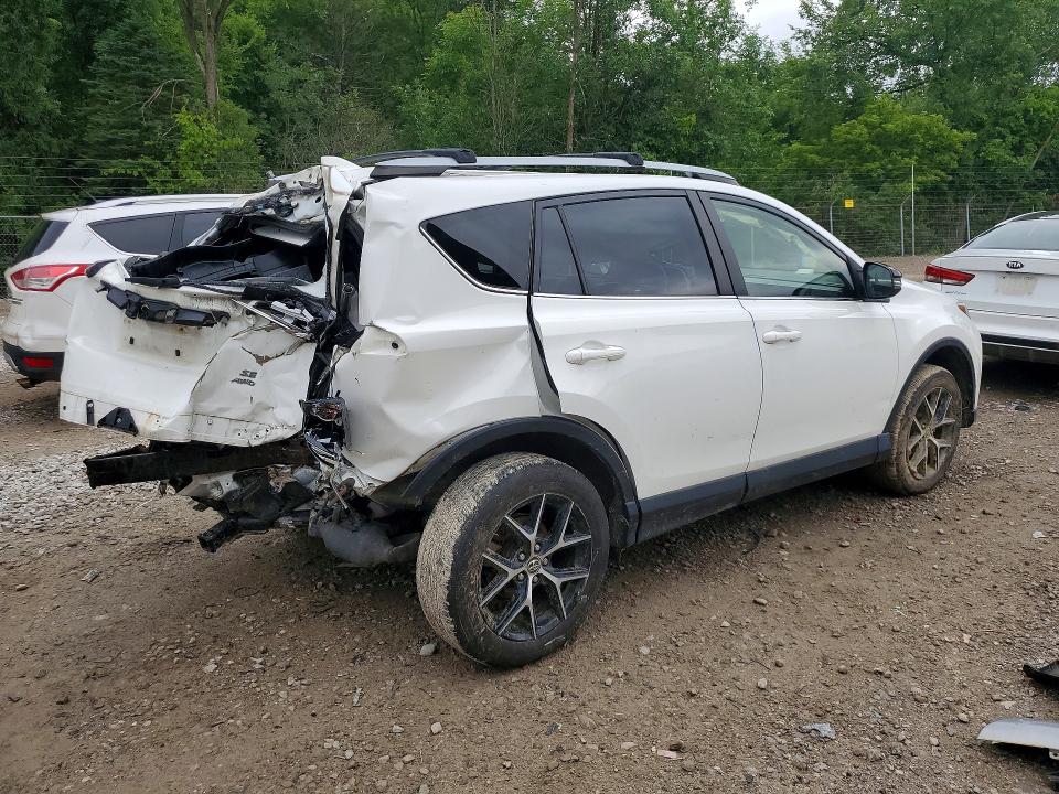 Photo 3 from auction – 2017 TOYOTA RAV4 with VIN JTMJFREV2HJ139516