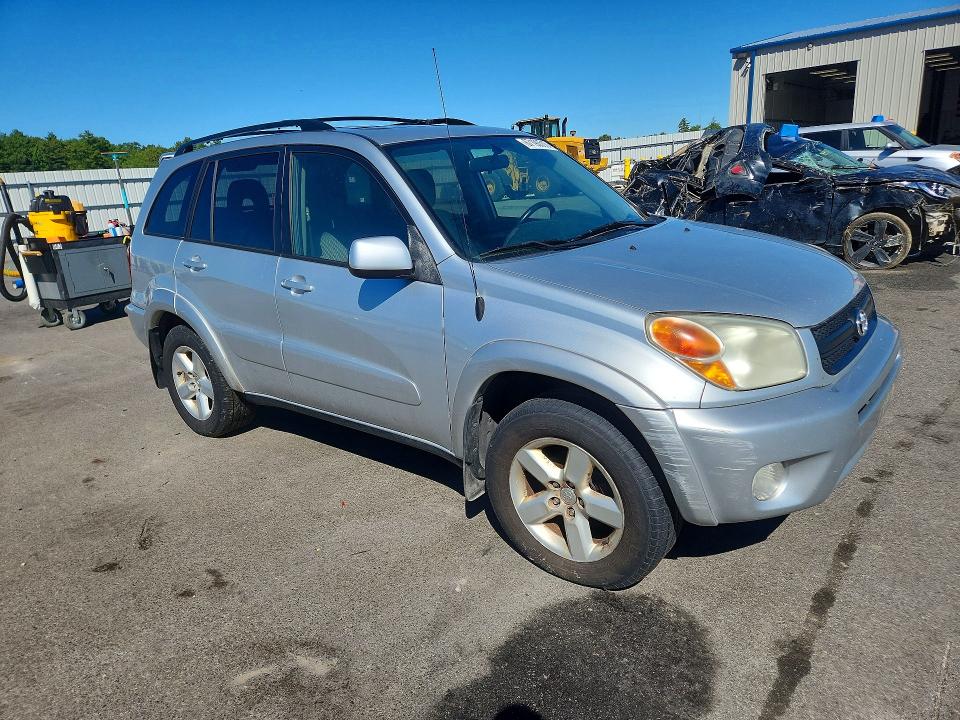 Photo 4 from auction – 2005 TOYOTA RAV4 with VIN JTEHD20V450045475