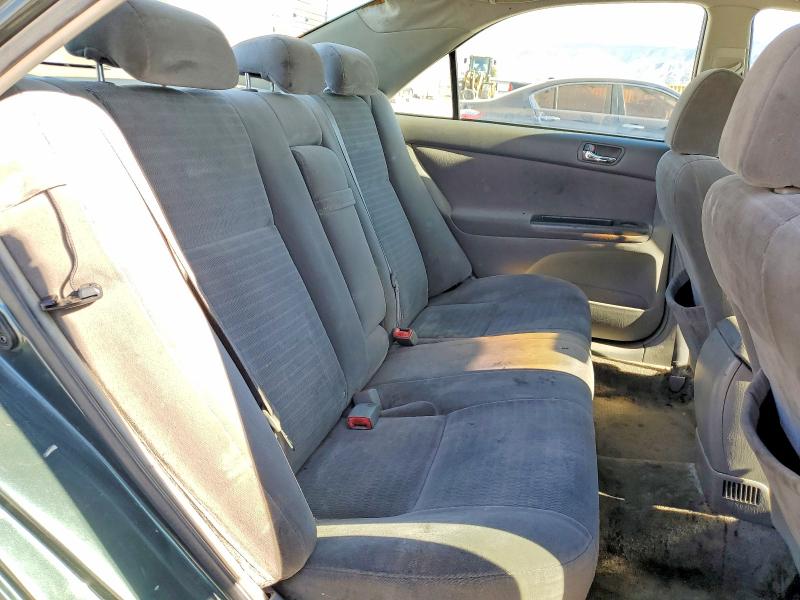 Photo 10 from auction – 2005 TOYOTA CAMRY with VIN 4T1BE32KX5U406955