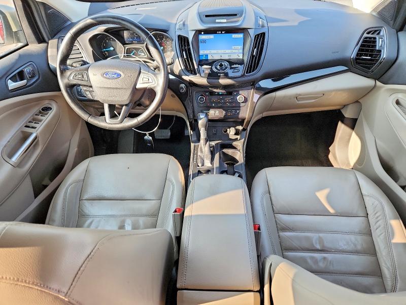 Photo 8 from auction – 2017 FORD ESCAPE with VIN 1FMCU9J93HUE47537