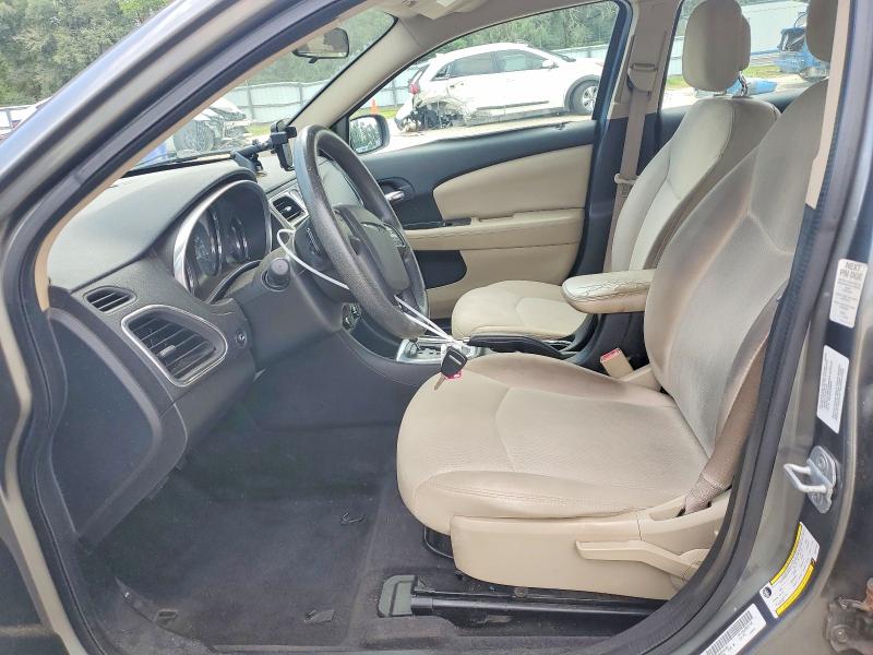 Photo 7 from auction – 2013 CHRYSLER 200 with VIN 1C3CCBAB3DN691800