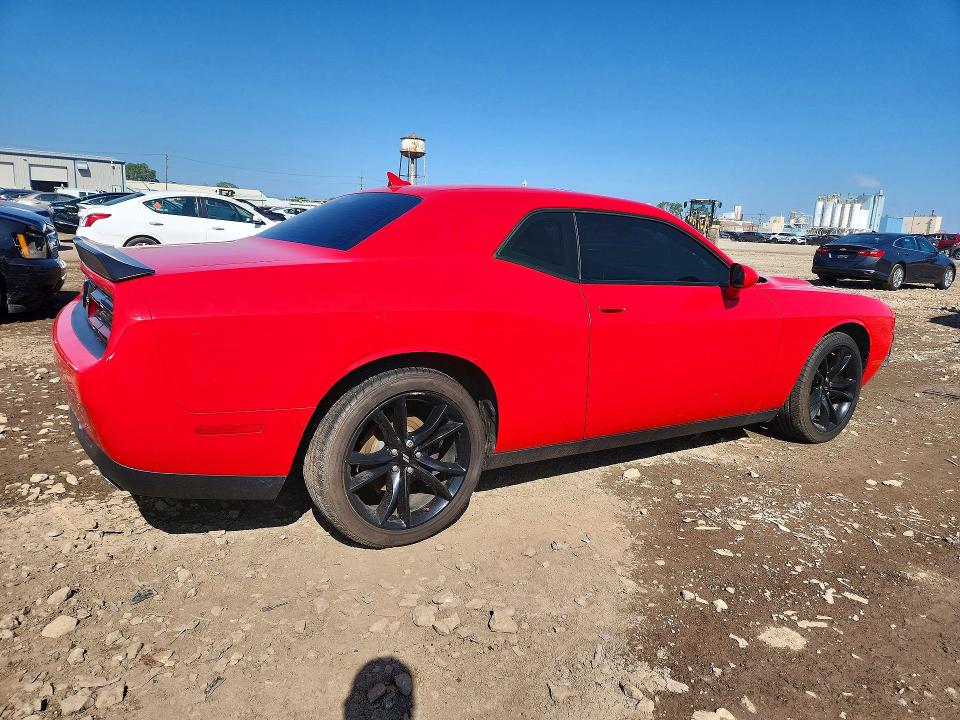 Photo 3 from auction – 2018 DODGE CHALLENGER with VIN 2C3CDZAG8JH111754