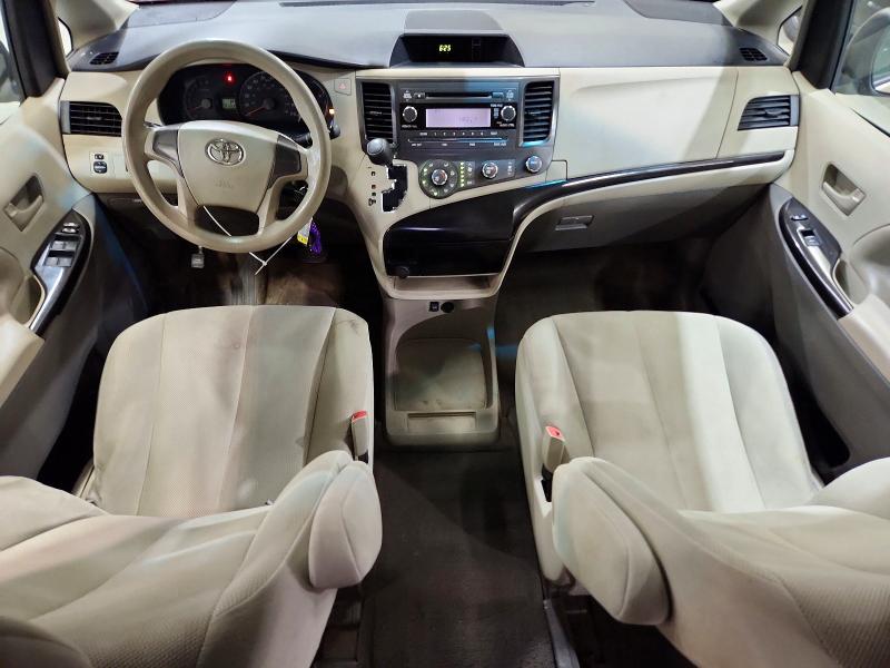 Photo 8 from auction – 2012 TOYOTA SIENNA with VIN 5TDZK3DC2CS182597