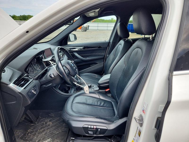 Photo 7 from auction – 2018 BMW X1 with VIN WBXHU7C35J5H42362