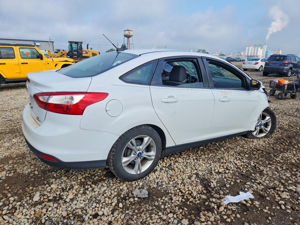 Photo 3 from auction – 2013 FORD FOCUS with VIN 1FADP3F29DL232016