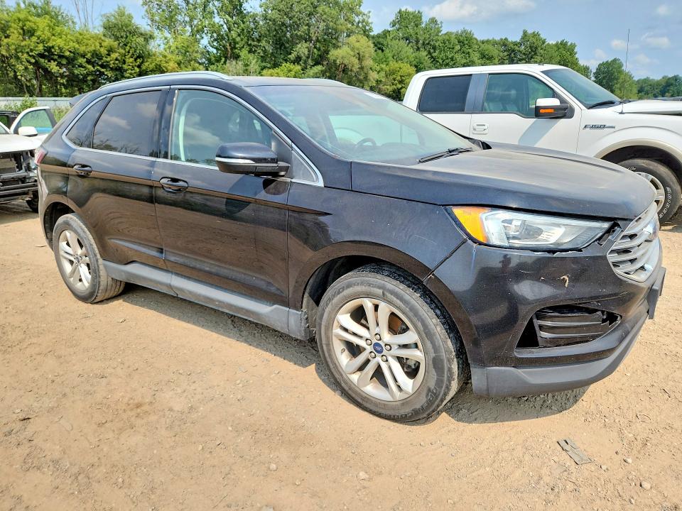 Photo 4 from auction – 2019 FORD EDGE with VIN 2FMPK3J96KBC08243