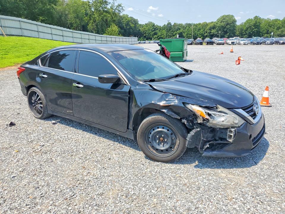 Photo 4 from auction – 2017 NISSAN ALTIMA with VIN 1N4AL3AP2HC213251