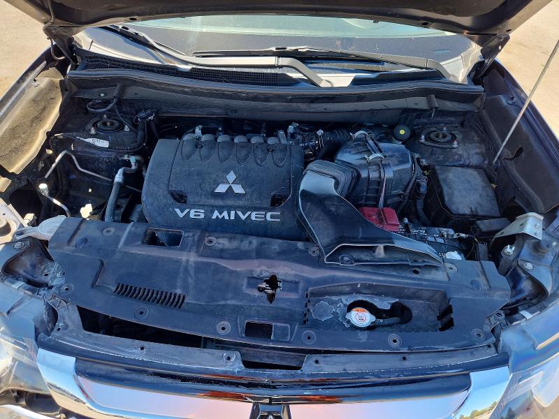 Photo 11 from auction – 2017 MITSUBISHI OUTLANDER with VIN JA4JZ4AX0HZ059631