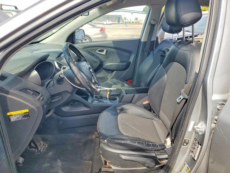 Photo 7 from auction – 2011 HYUNDAI TUCSON with VIN KM8JU3AC7BU207219
