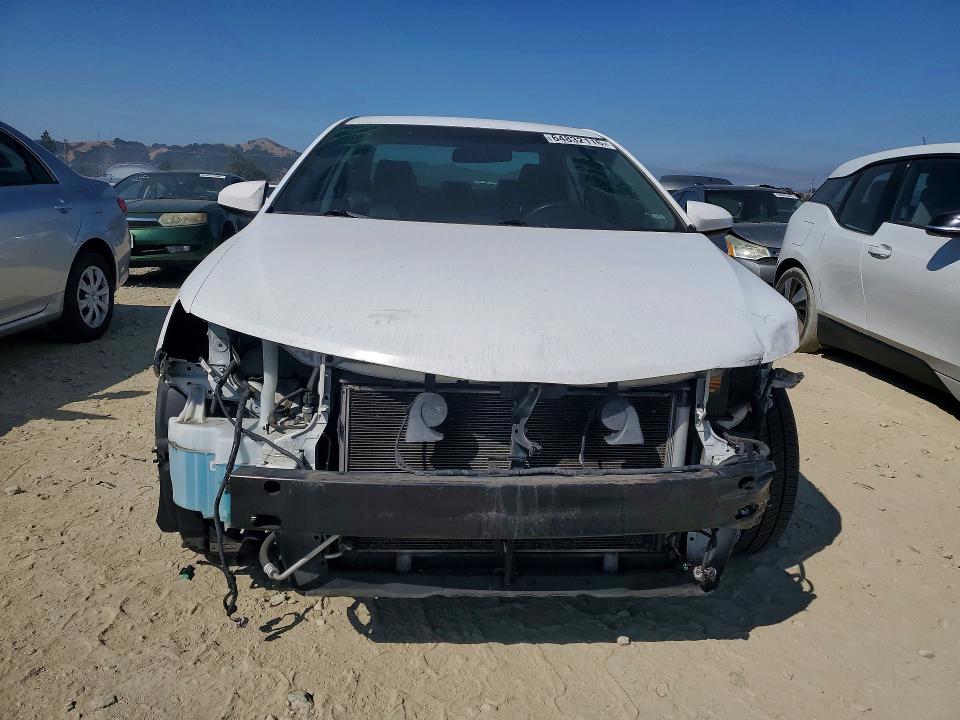 Photo 5 from auction – 2014 TOYOTA CAMRY with VIN 4T1BF1FKXEU731035