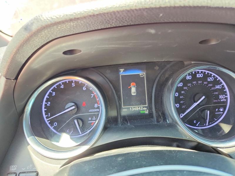 Photo 9 from auction – 2018 TOYOTA CAMRY with VIN 4T1B11HK2JU645921
