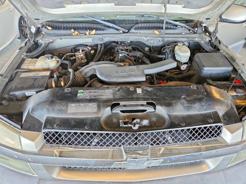 Photo 11 from auction – 2003 CHEVROLET AVALANCHE with VIN 3GNEK13T73G133342
