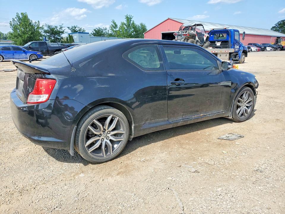 Photo 3 from auction – 2013 TOYOTA SCION TC with VIN JTKJF5C73D3046542