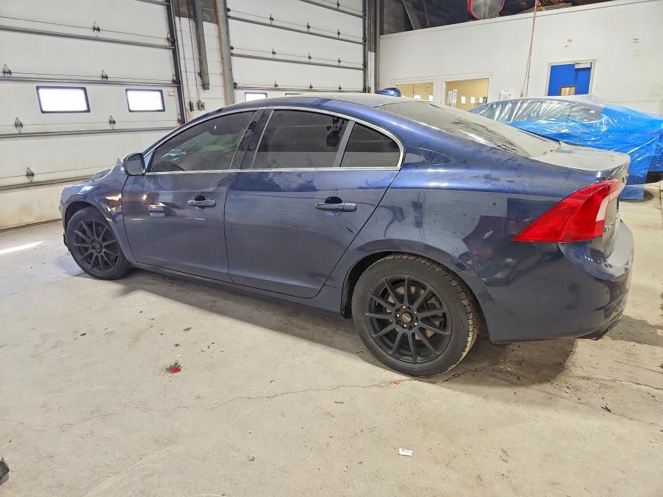 Photo 2 from auction – 2015 VOLVO S60 with VIN YV140MFK9F2359596