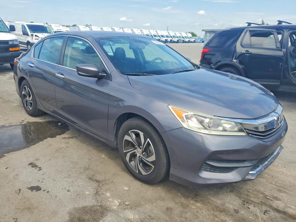 Photo 4 from auction – 2016 HONDA ACCORD with VIN 1HGCR2F33GA076446