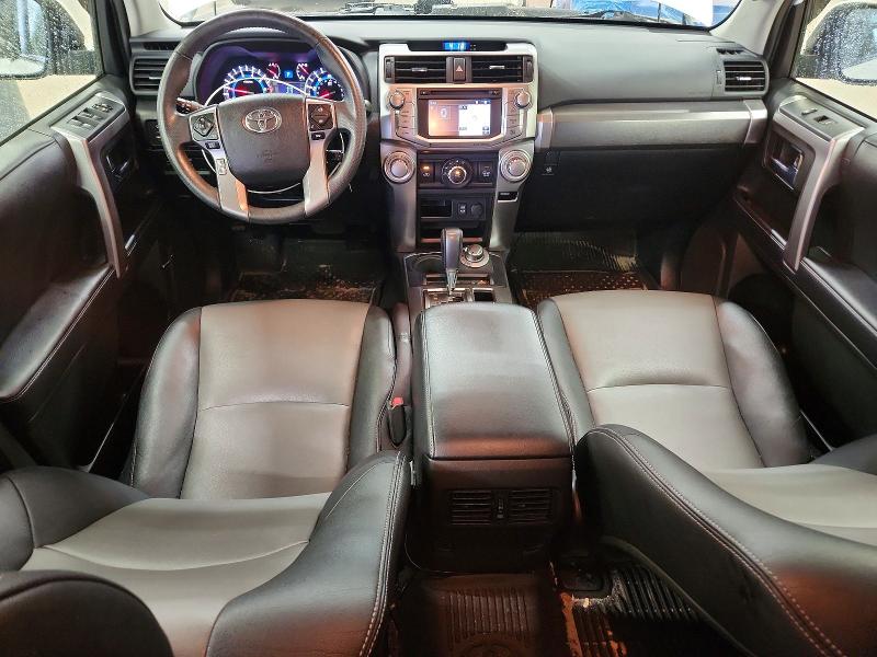 Photo 8 from auction – 2018 TOYOTA 4RUNNER with VIN JTEBU5JR3J5554673