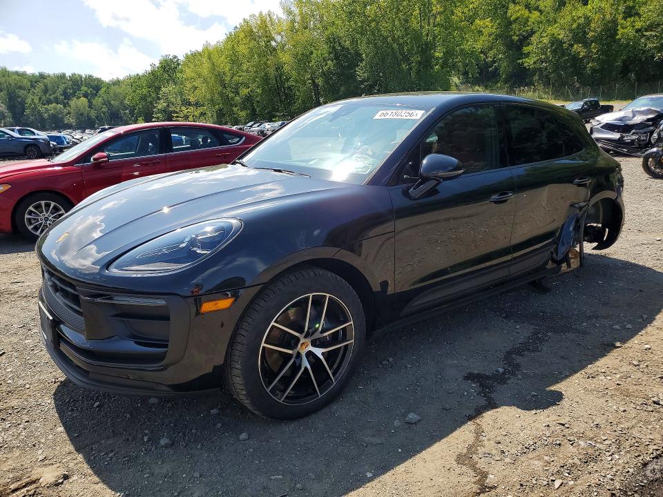 PORSCHE MACAN 2022 with VIN WP1AA2A51NLB07750 - Photo from auction