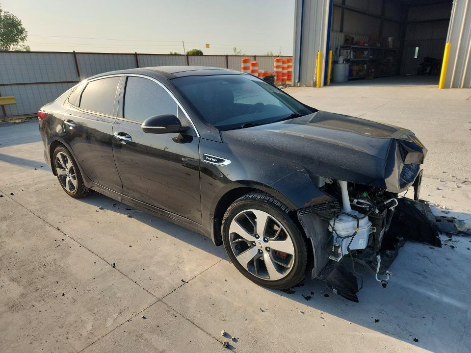 Photo 4 from auction – 2018 KIA OPTIMA with VIN 5XXGW4L26JG239733
