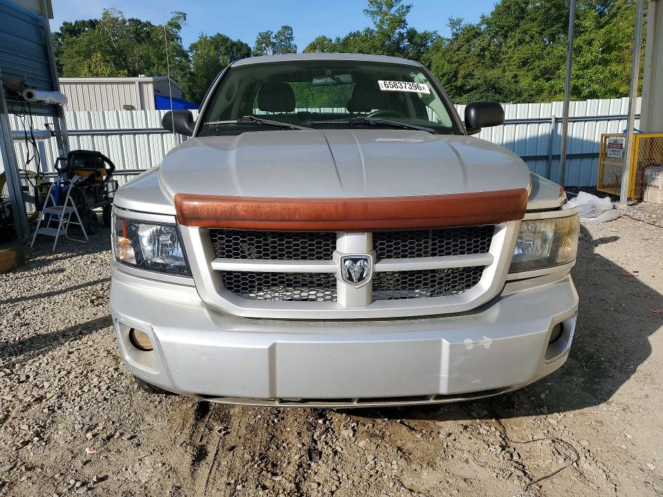 Photo 5 from auction – 2011 DODGE DAKOTA with VIN 1D7RE3GK9BS691804